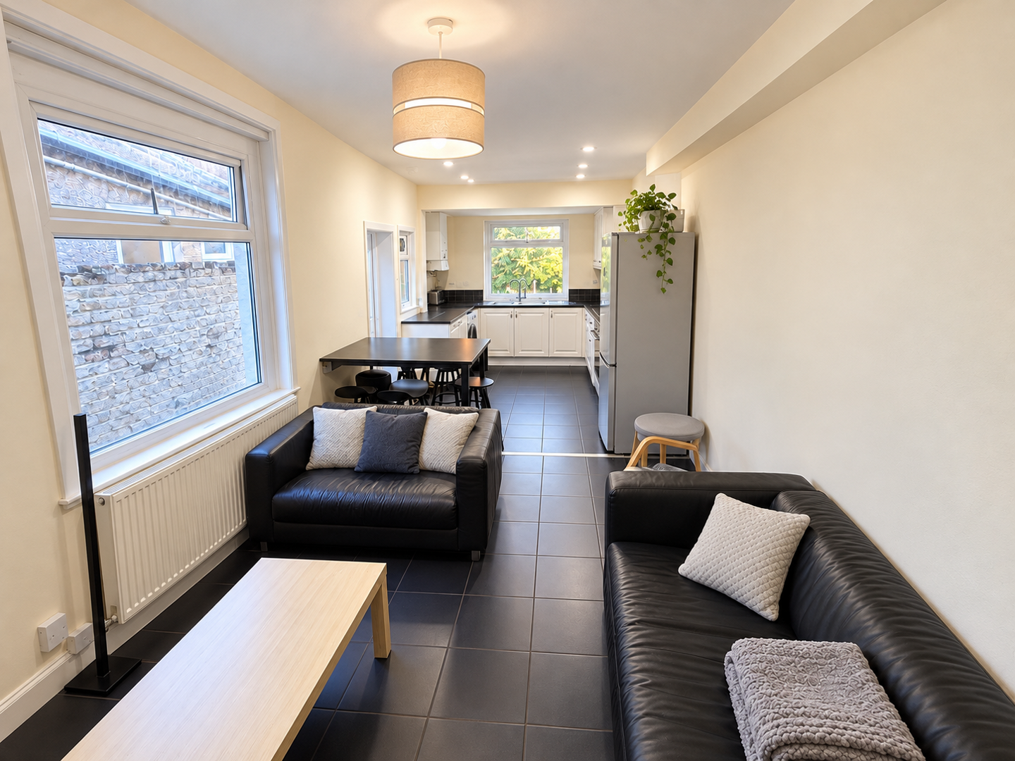 5 bed property in Malefant Street, Cardiff